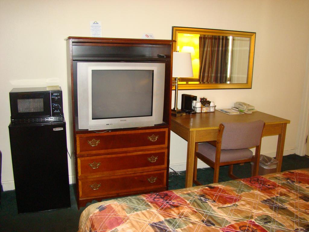 Aderi Hotel Near Bucknell University Lewisburg Δωμάτιο φωτογραφία
